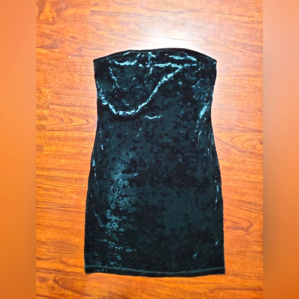 Dark green crushed velvet strapless dress